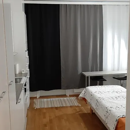 Siisti Yksioe Linnanmaalla Апартаменты